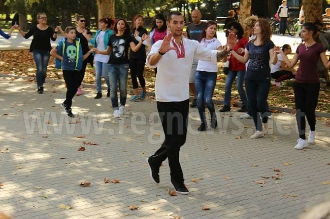 Нова школа по народни танци отваря врати във Велико Търново