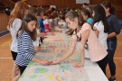 22-метрова рисунка създадоха горнооряховски деца за Деня на Земята
