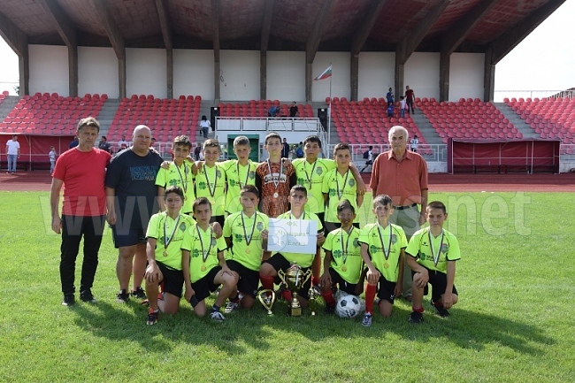Футболен турнир в памет на Петко Антонов проведоха в Елена 
