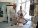 Дете, родено без ръце и крака, ходи и пише с протези на проф. Дюкенджиев
