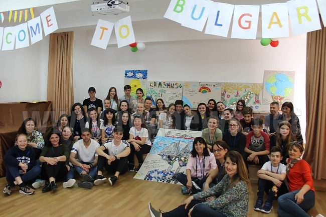 Проект за екологията събра ученици от четири държави в СУ „Георги Измирлиев”