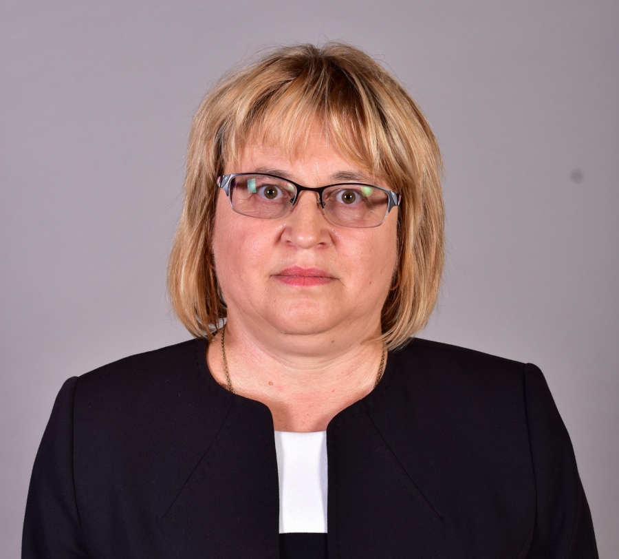 Милена Димитрова, кандидат за общински съветник от ПП ГЕРБ: За мен няма по-голяма радост от това нашите деца да се гордеят, че са от Горна Оряховица