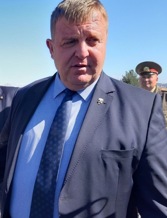Красимир Каракачанов във В. Търново: Българските войници няма да бъдат пушечно месо в конфликтите в Близкия изток