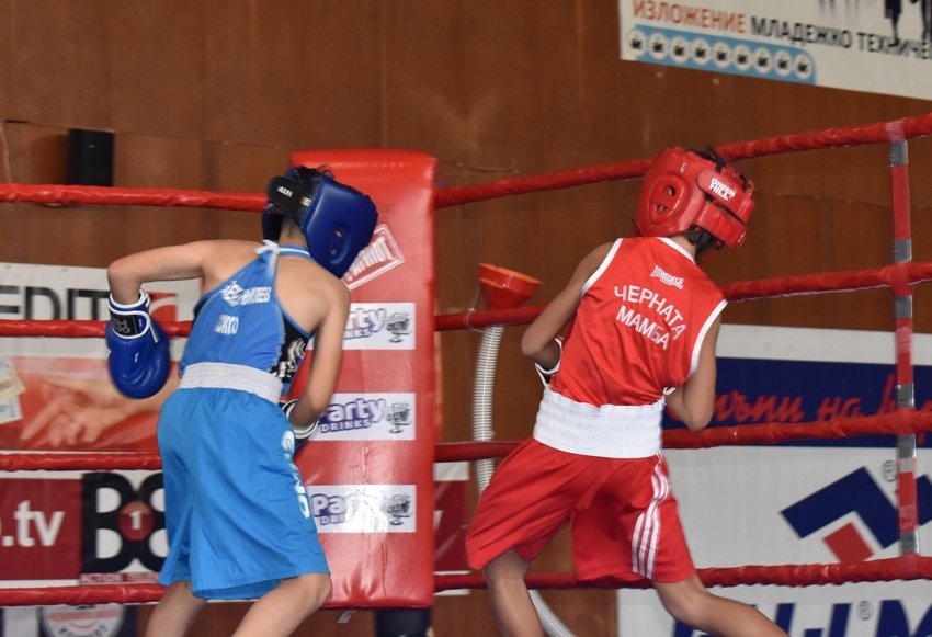153 млади боксьори се качват на ринга в Горна Оряховица за Държавно първенство