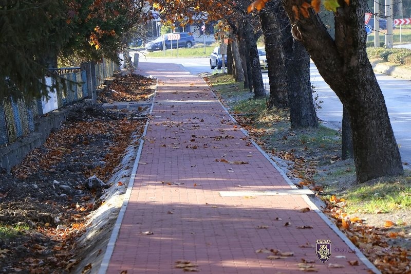 Готов е новият тротоар в западната част на бул. „Никола Габровски“ във Велико Търново