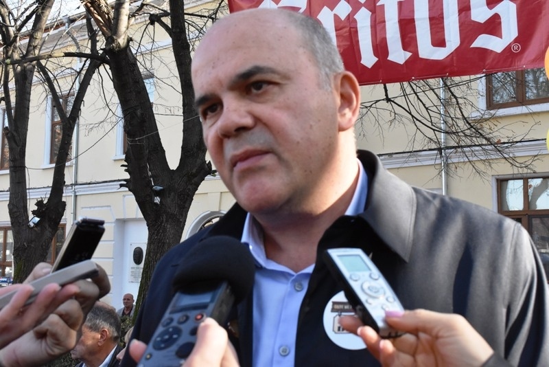 Министър Бисер Петков: Ще настояваме за увеличение с 15% на заплатите на социалните работници