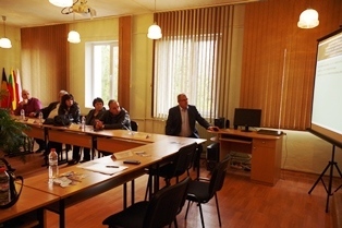 ПГЖПТ „Н. Й. Вапцаров” организира кръгла маса за образованието и железопътния транспорт