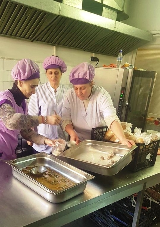 С дарения отвориха отново социална кухня в Елена