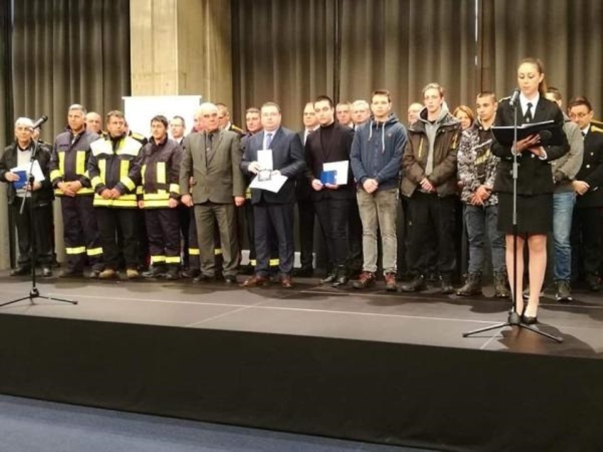 Кметът на Свищов бе Генчо Генчев отличен за „Личност на 2019“ на тазгодишните награди “Пожарникар на годината”