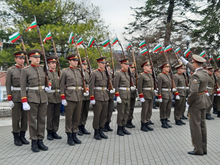 Велико Търново се преклони пред героите на свободата