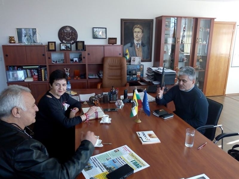Депутатът от ВМРО доц. д-р Милен Михов изслуша граждани на Павликени в приемна 