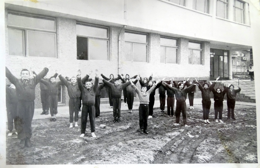 Как започваха учебните занятия в Търново през 1963-та година