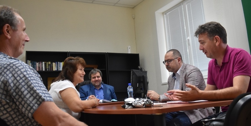 Димитър Николов проведе изнесена приемна в Долна Оряховица