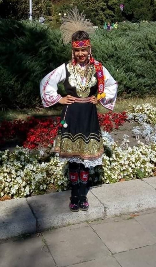 Ивета Попхристова се включи в конкурса на БНР „Млади фолклорни таланти”