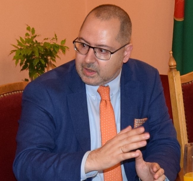 Димитър Николов, председател на ОбС в Горна Оряховица: Показахме, че можем да работим в един впряг