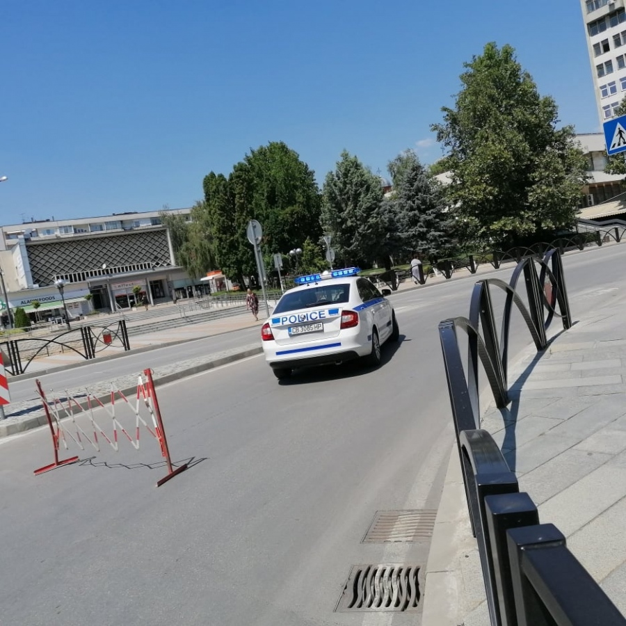 ВиК авария спира движението в центъра на Горна Оряховица
