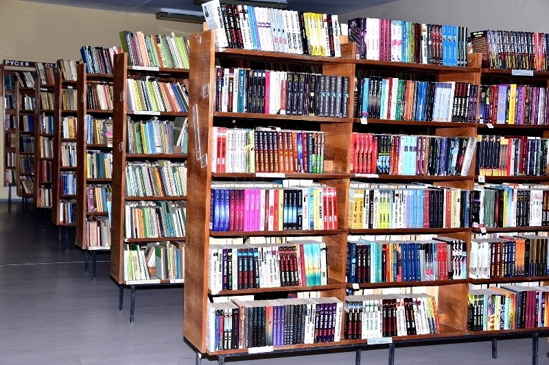 Градската библиотека в Свищов обяви кампанията „Книга купи, дарителството продължи”