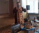 Отец Зоран донесе Божията благословия в СУ „Георги Измирлиев” на Кръстовден в навечерието на новата учебна година