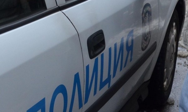 Разкрита е кражба на пари от лек автомобил в Горна Оряховица
