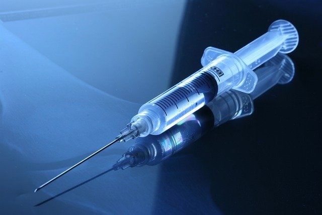 Втората пратка ваксини срещу COVID-19 пристигна в България