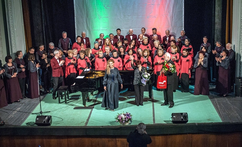 Хор „Славянско единство” направи първия си концерт за сезона в Разград