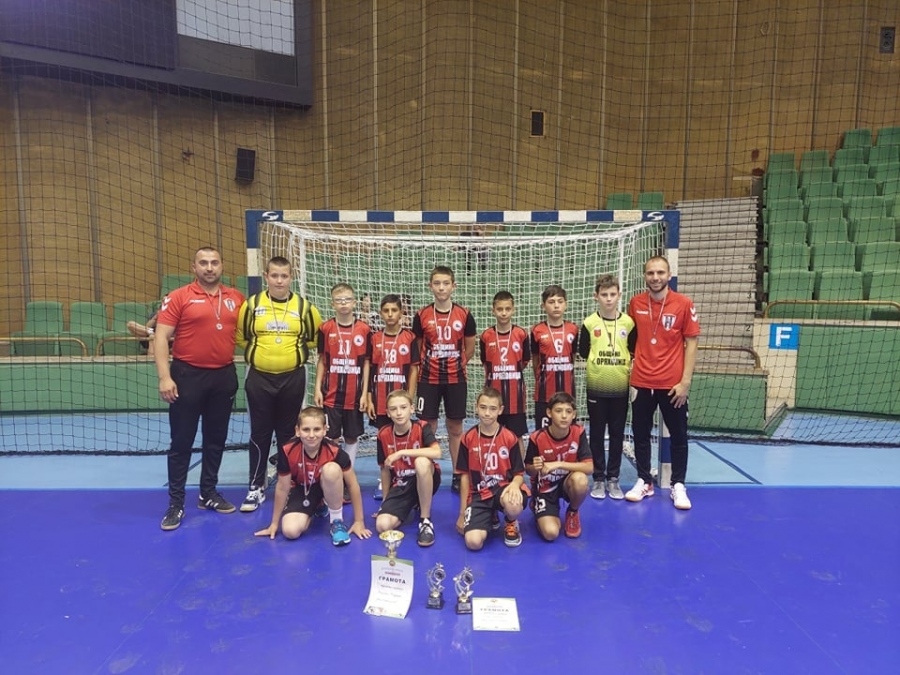12-годишните момчета на ХК „Локомотив” със сребро от Държавното първенство