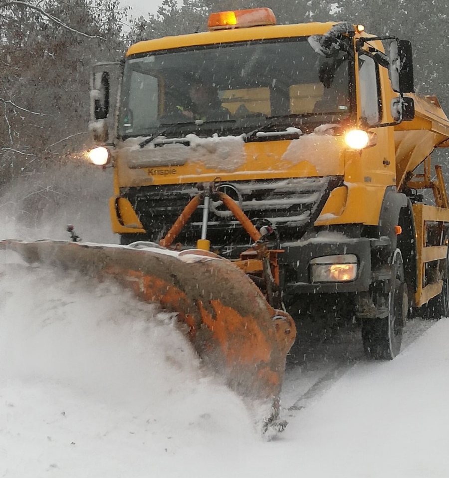 Преди снега: Държавата и фирмите още спорят за зимното поддържане