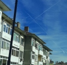 Социалните мрежи преляха от снимки на бели ивици в небето, докато страната е домакин на въздушно учение на България, Италия, Литва и Румъния