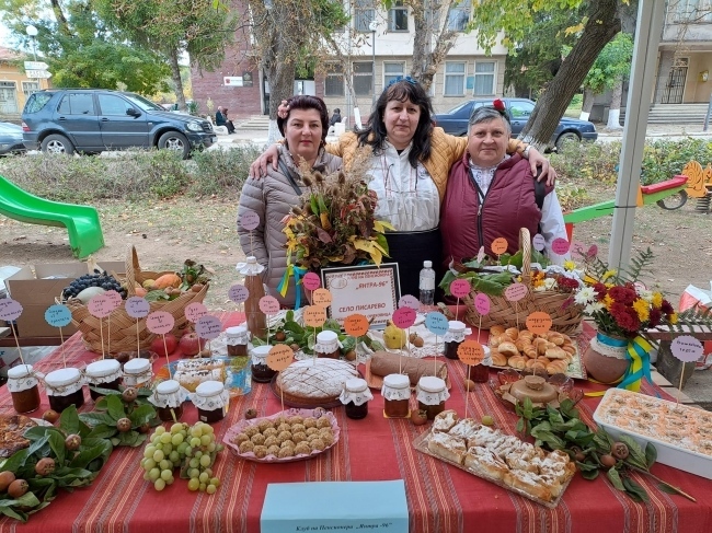 Със сладко от люти чушки кулинари от Писарево спечелиха награда за най-нестандартен маджун в Стрелец