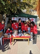 Във Велико Търново млади червенокръстци отбелязаха Международния ден за борба с глада
