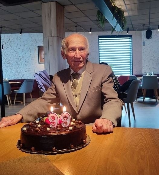 Цено Спасов - един от последните ветерани от Втората световна, си отиде малко преди да навърши 100 години