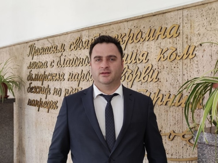 Доц. д-р Марин Маринов е новият ректор на Стопанска академия „Димитър А. Ценов”