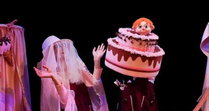„Захарни неволи“ очакват зрителите на сцената на Куклен театър ВЕСЕЛ