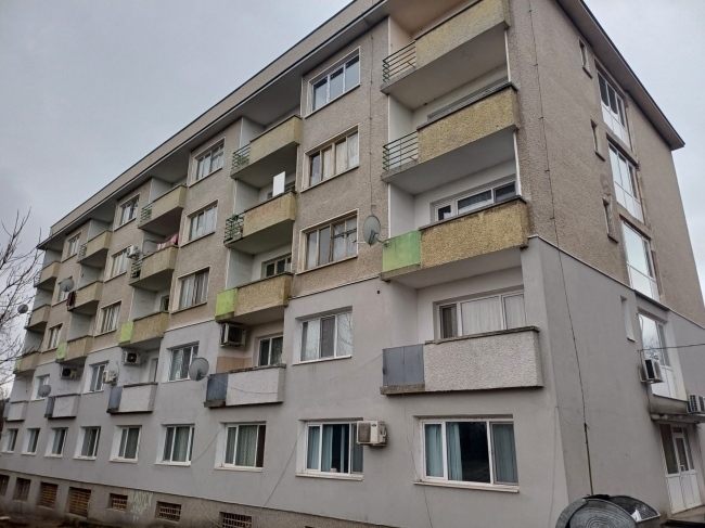 КЗК отмени спирането на поръчката за ремонт на общежитието на ПГХТ „Проф. д-р Асен Златаров”