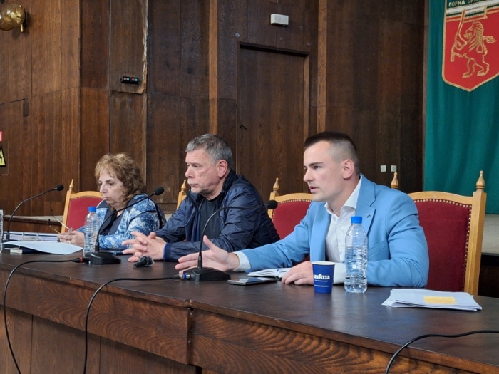 Кметът Николай Рашков предложи референдум за мястото на кучешкия приют в Горна Оряховица