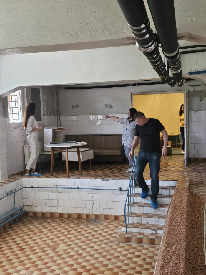 Закритият басейн в ДГ „Щастливо детство“ да бъде възстановен, пое ангажимент кметът Николай Рашков