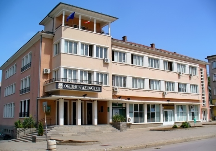 Партиите в Лясковец разпределиха местата в секционните избирателни комисии