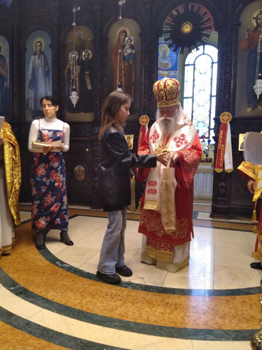 Икона на търновска ученичка спечели второ място в конкурс на Светия Синод