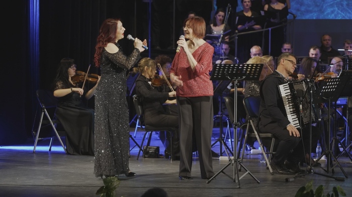 Великотърновският театър представя концерта „Балканика“ с Йълдъз Ибрахимов в зала „България“ в София