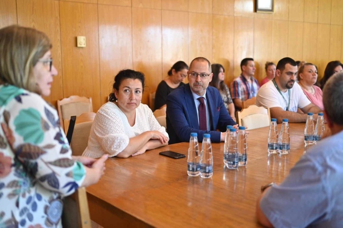 Десислава Танева и Димитър Николов представиха пред мениджърския екип на „Захарни заводи“ акценти от управленската програма на ГЕРБ-СДС