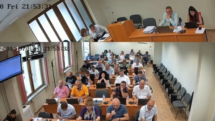 Решението за новия размер на таксите и услугите в Горна Оряховица се отлага за следващо заседание на Общинския съвет