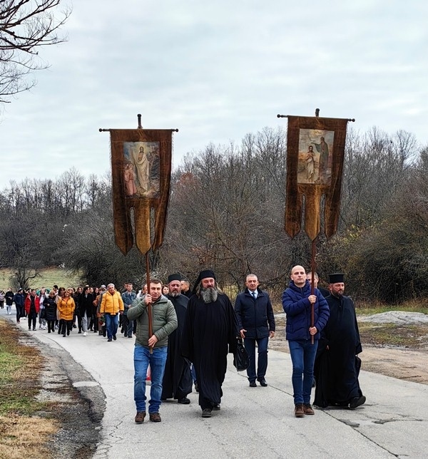 В община Елена почетоха подвига на загиналите в освободителните боеве