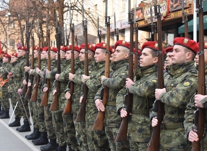 Обявен е заявеният брой места за прием на курсанти и военнослужещи във висшите военни училища през учебната 2025/2026 г. 